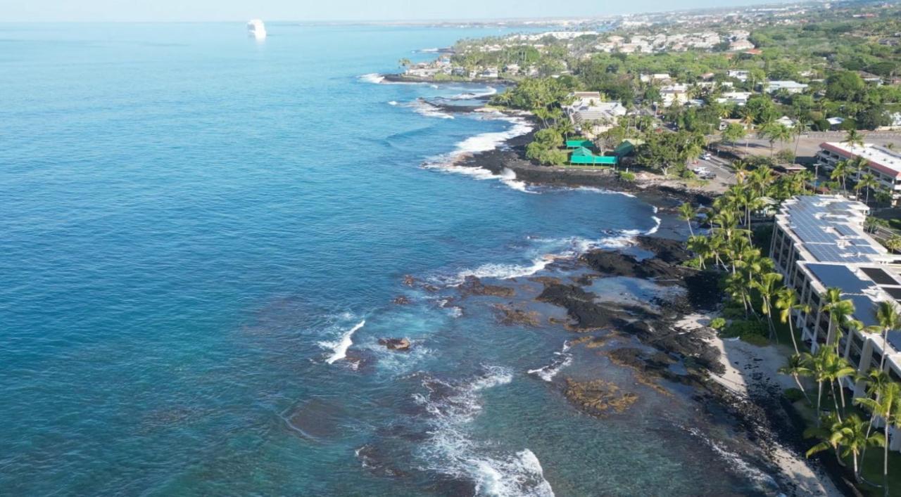 Oceanfront Luxury Condo Kailua-Kona Exterior photo